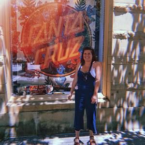 Meet your Posher, Eva